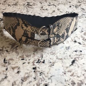 New York & Company belt